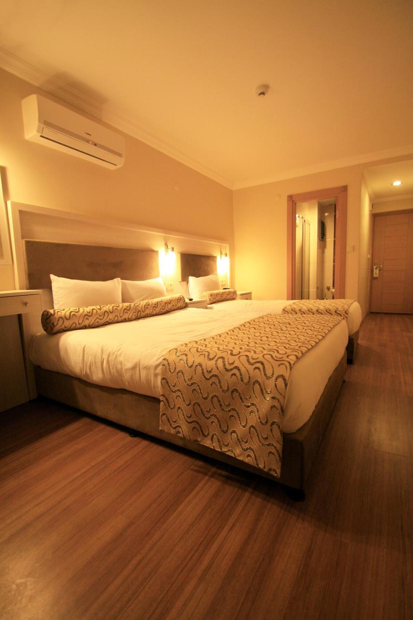 Grand Zeybek Hotel İzmir Exterior foto