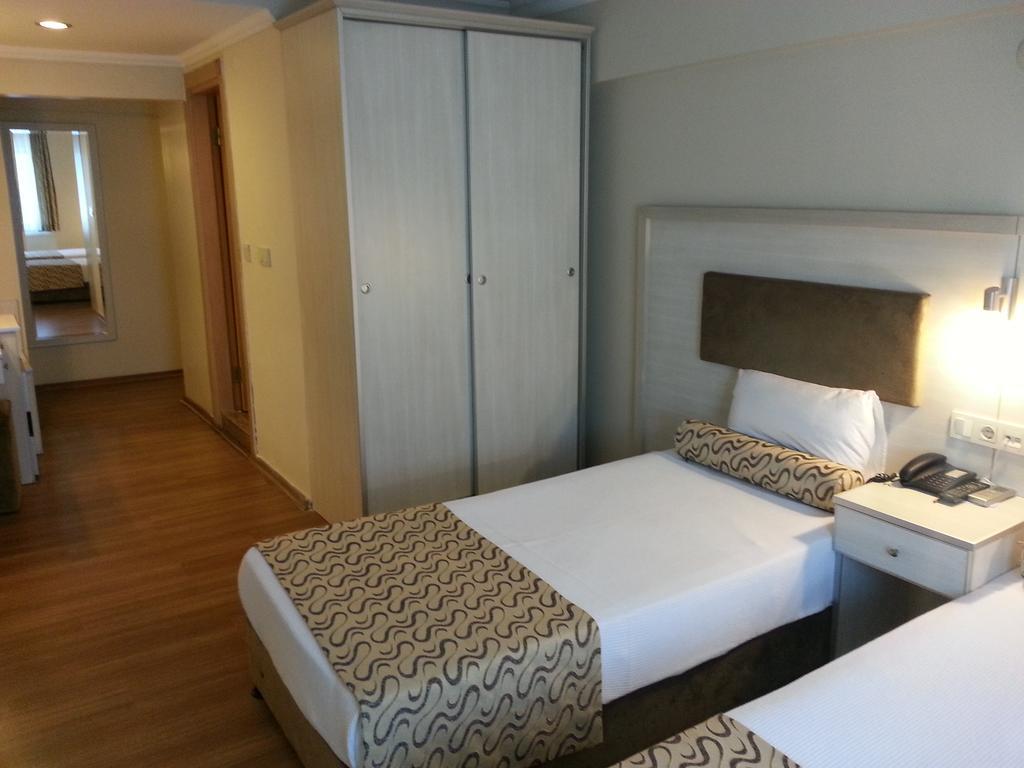 Grand Zeybek Hotel İzmir Exterior foto