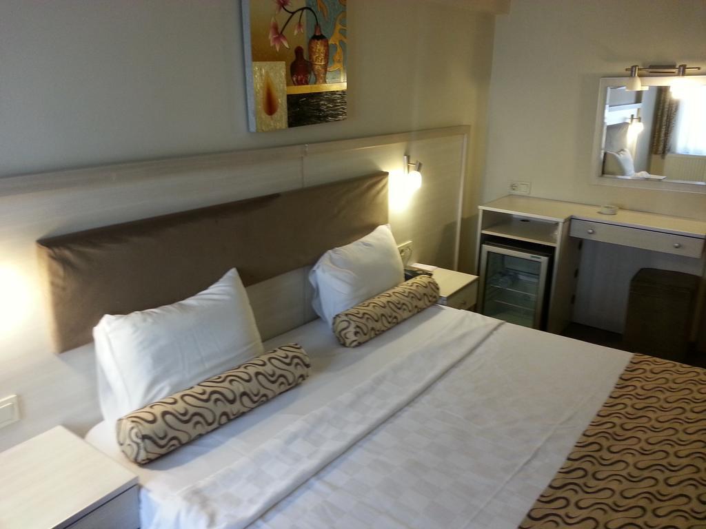 Grand Zeybek Hotel İzmir Exterior foto